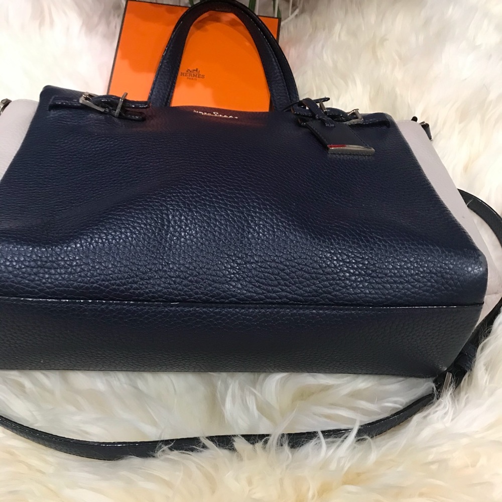 KATE SPADE Satchel - Picture 3 of 8